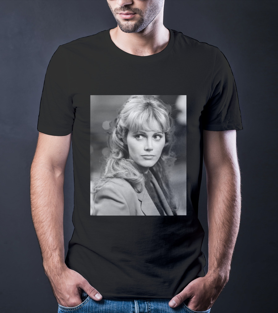 Rip Mary Louise Weller 1946 2026 Vintage Black And White T-Shirt
