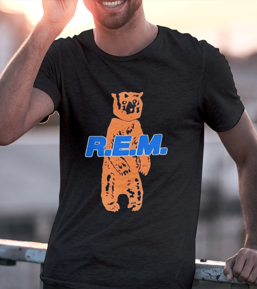 R.E.M. Bear Alternative Rock Band T-Shirt