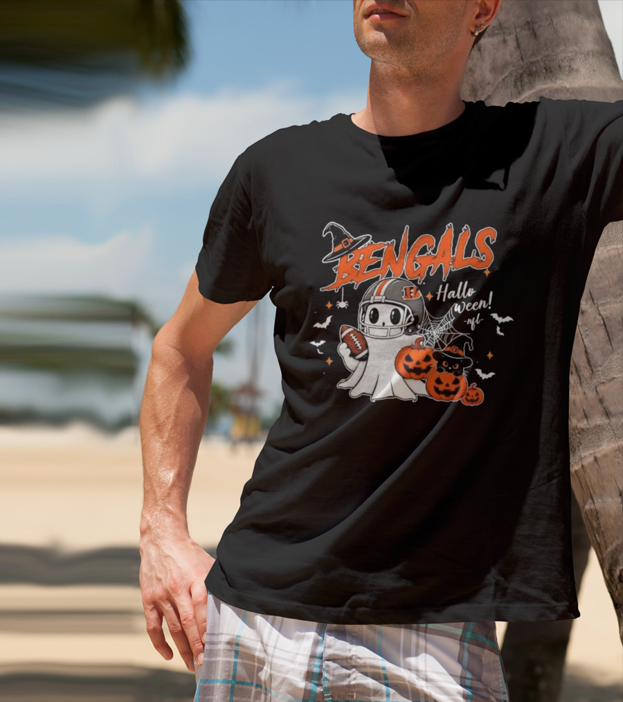 Bengals Halloween Ghost Football Pumpkin Helmets Spooky Scene T-Shirt