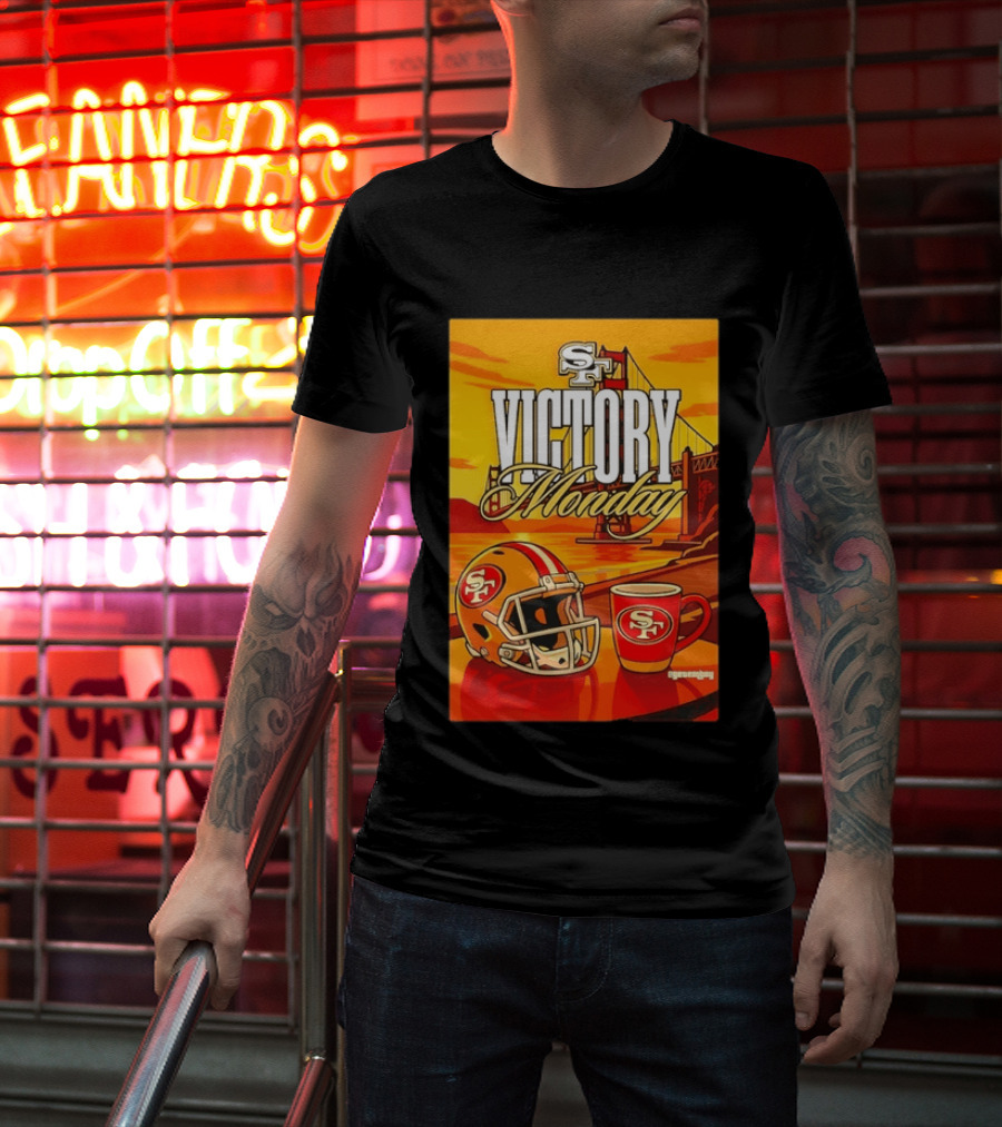 San Francisco 49ers Victory Monday Golden Gate Helmet And Coffee T-Shirt