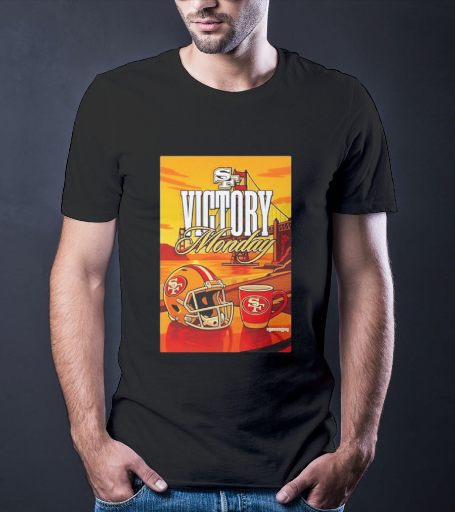 San Francisco 49ers Victory Monday Golden Gate Helmet And Coffee T-Shirt