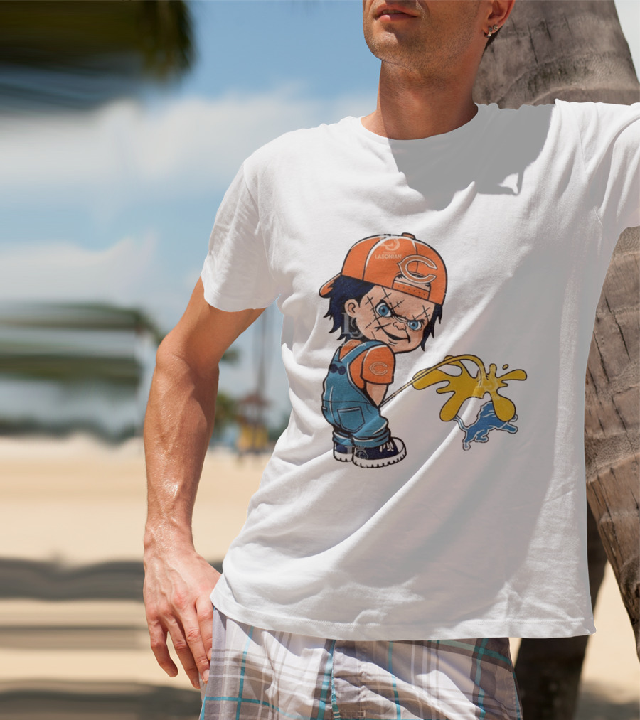Chicago Bears Chucky Piss On Detroit Lions Rivalry Meme T-Shirt