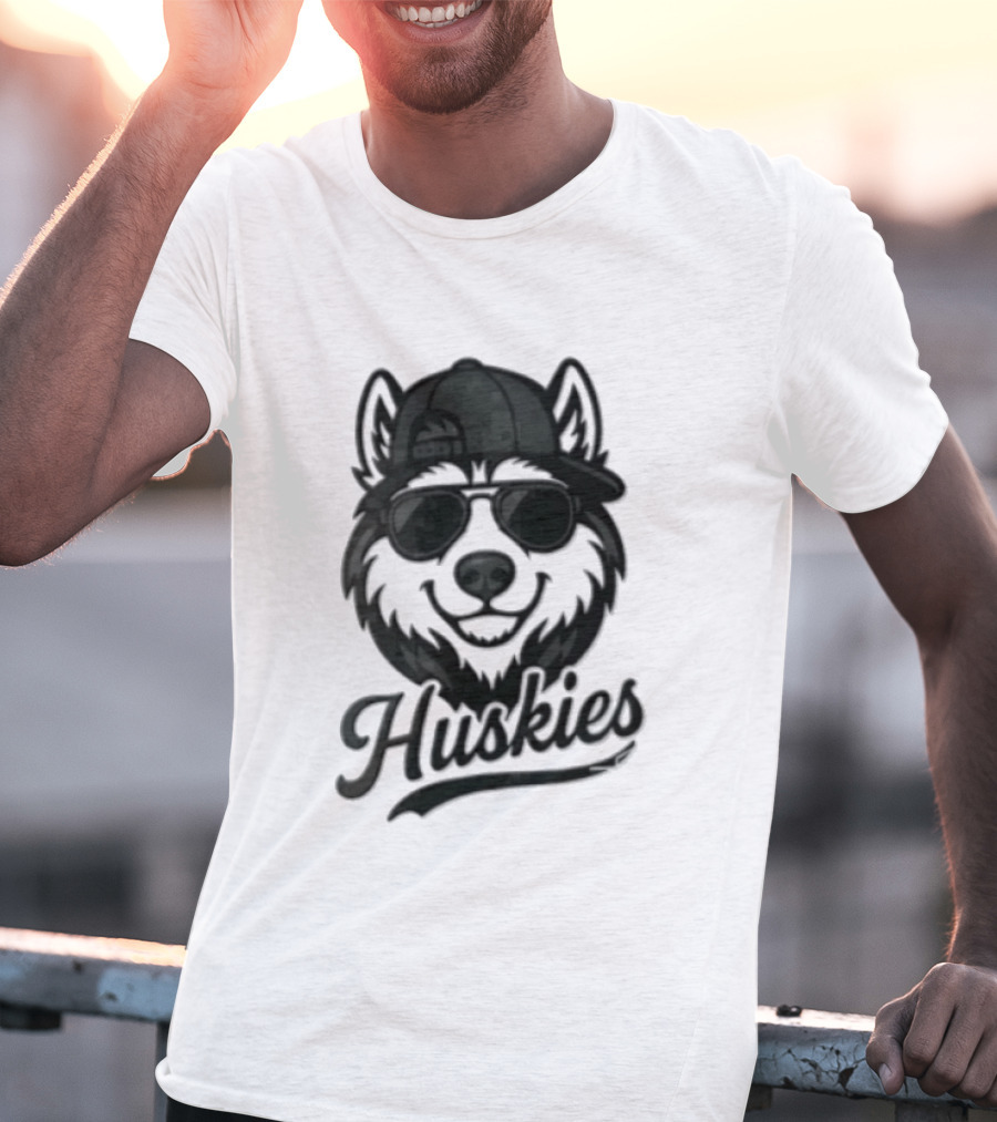 Huskies Husky Dog In Sunglasses And Cap T-Shirt