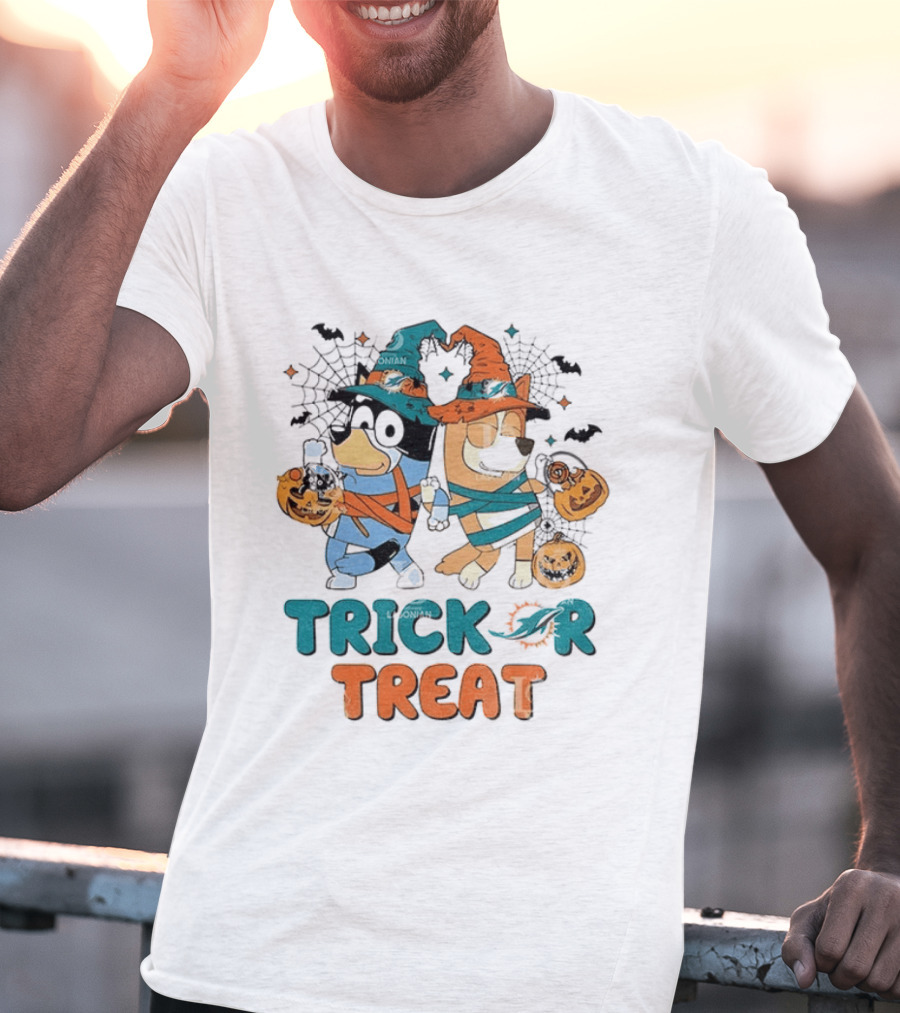 Miami Dolphins Bluey Trick Or Treat Halloween Pumpkin Spooky Costumes T-Shirt