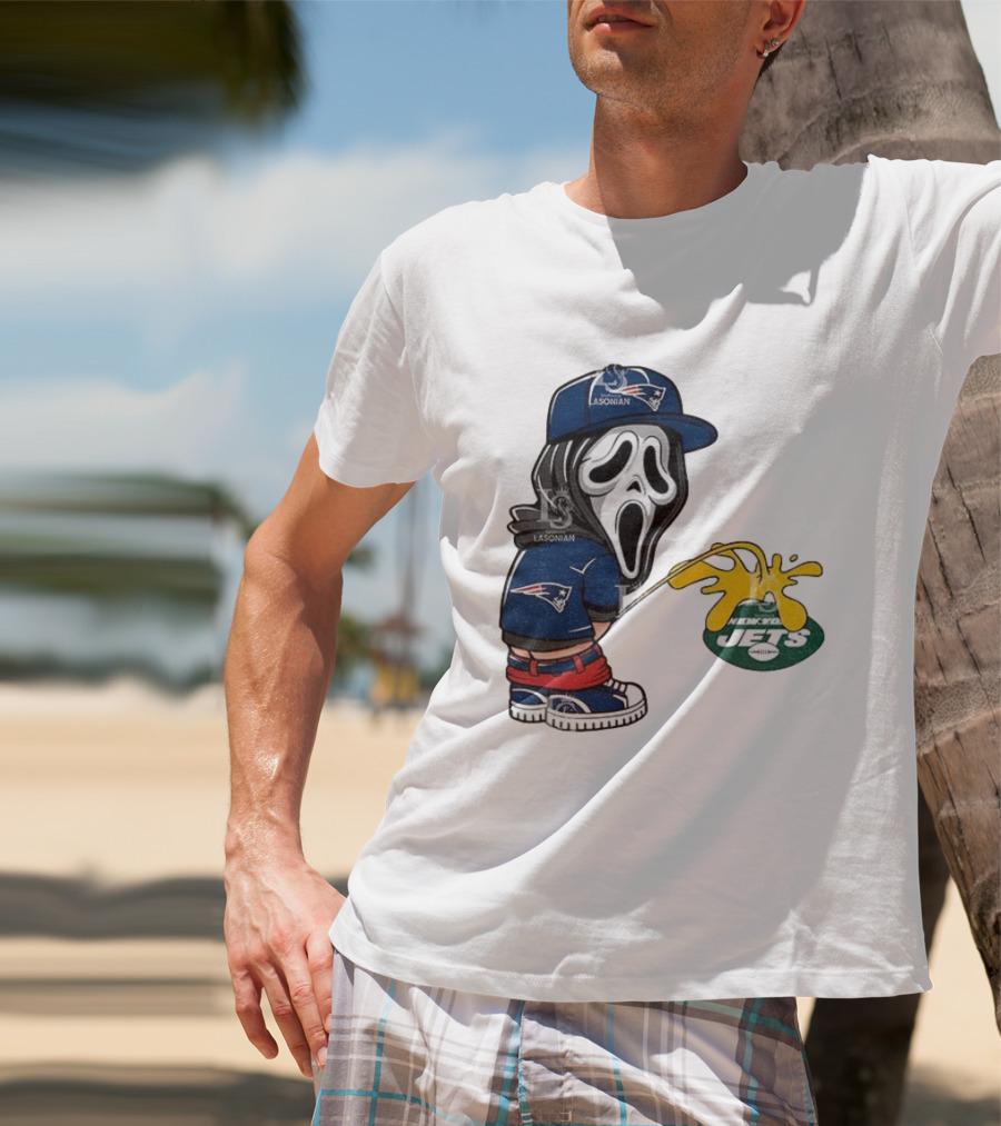 New England Patriots Ghostface Urinating On New York Jets T-Shirt