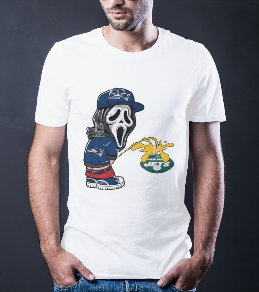 New England Patriots Ghostface Urinating On New York Jets T-Shirt