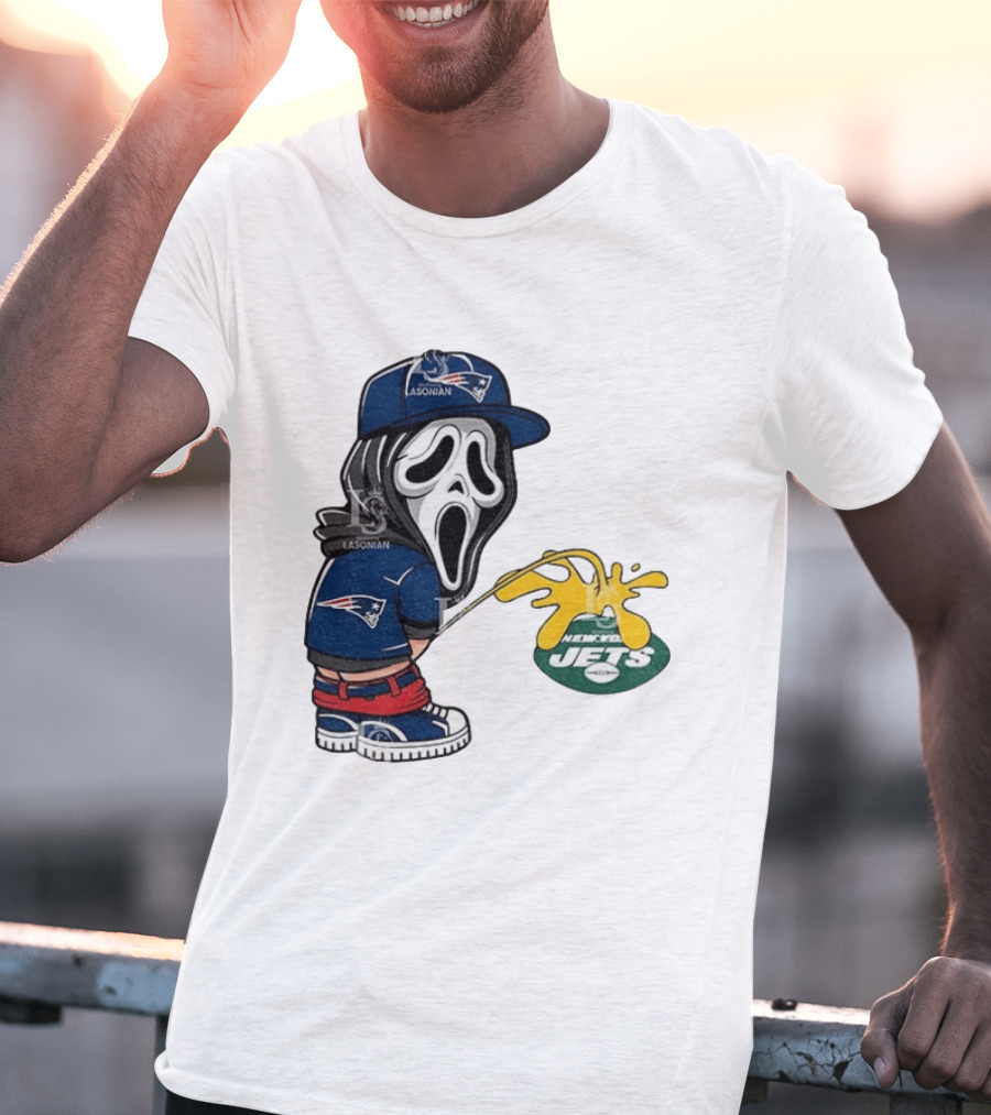 New England Patriots Ghostface Urinating On New York Jets T-Shirt