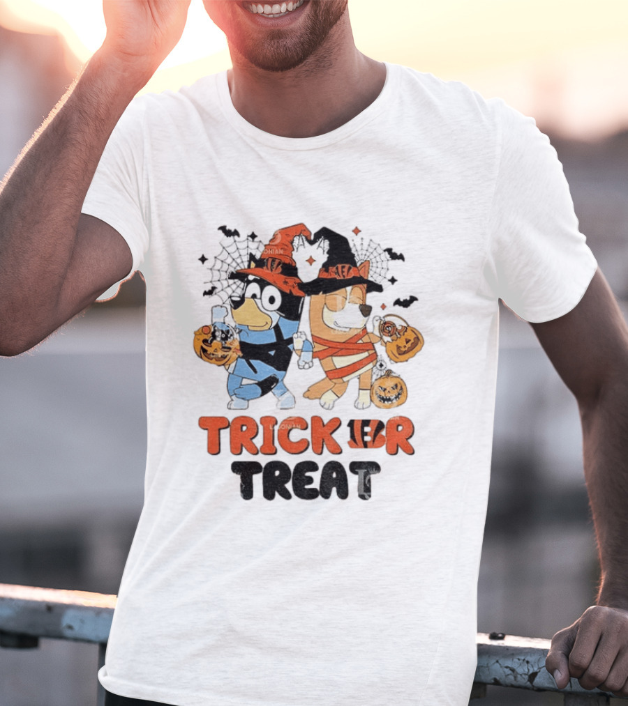 Philadelphia Eagles Bluey Trick Or Treat Halloween Character Costumes T-Shirt