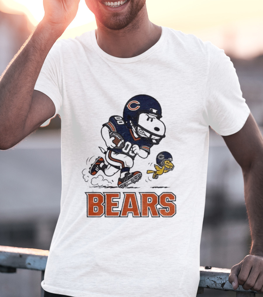 Chicago Bears Snoopy And Woodstock Football Team Fan T-Shirt