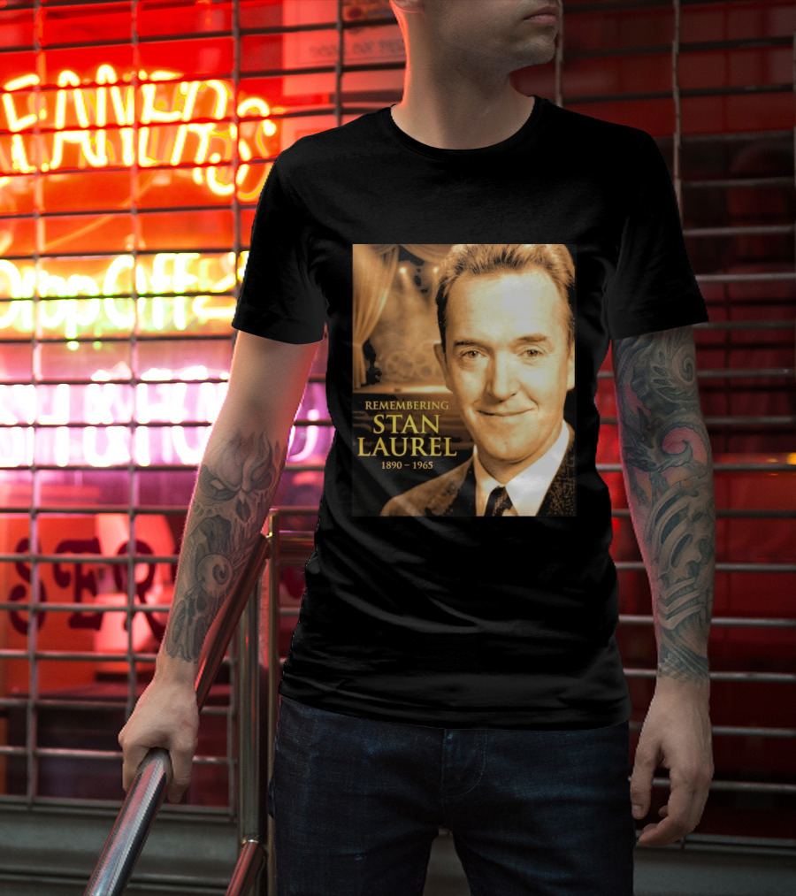 Remembering Stan Laurel 1890 1965 Vintage Theater T-Shirt