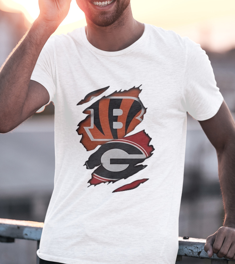 Cincinnati Bengals Georgia Bulldogs NCAA Torn Logos T-Shirt