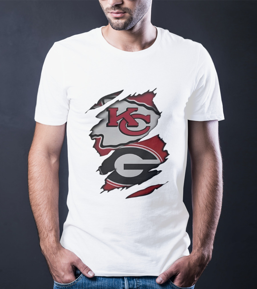 Kansas City Chiefs KC And Georgia Bulldogs G Torn Fabric T-Shirt