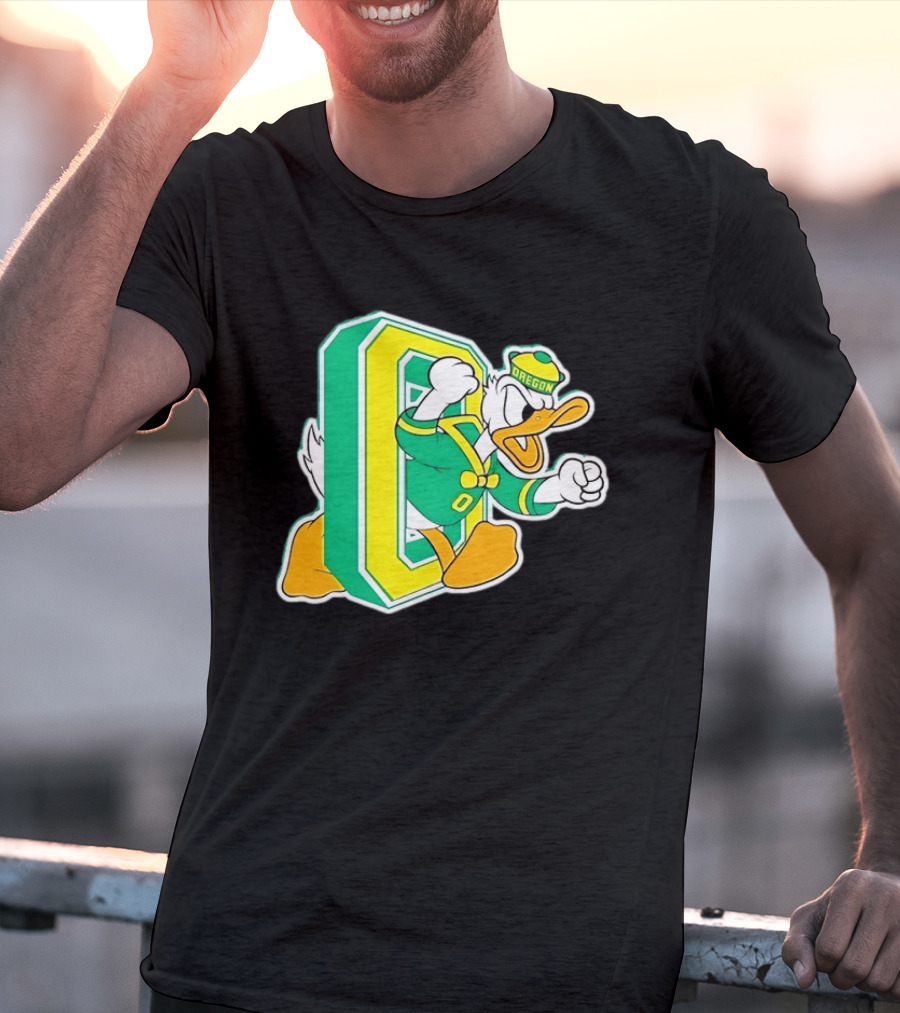 Oregon Ducks NCAA Football T-Shirt