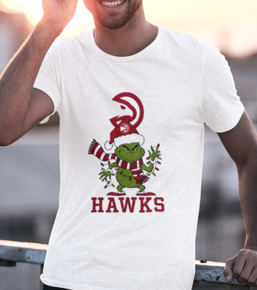 Grinch Atlanta Hawks Christmas Heart Hands 2026 T-Shirt