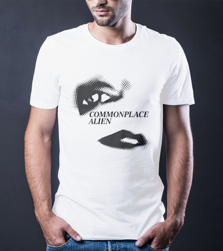 Commonplace Alien Halftone Lips Minimalist T-Shirt