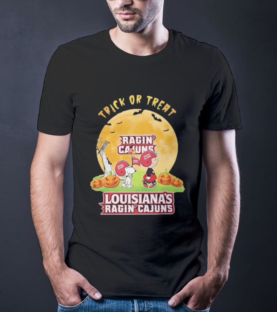 Louisiana Ragin Cajuns X Charlie Brown And Snoopy Trick Or Treat Halloween T-Shirt