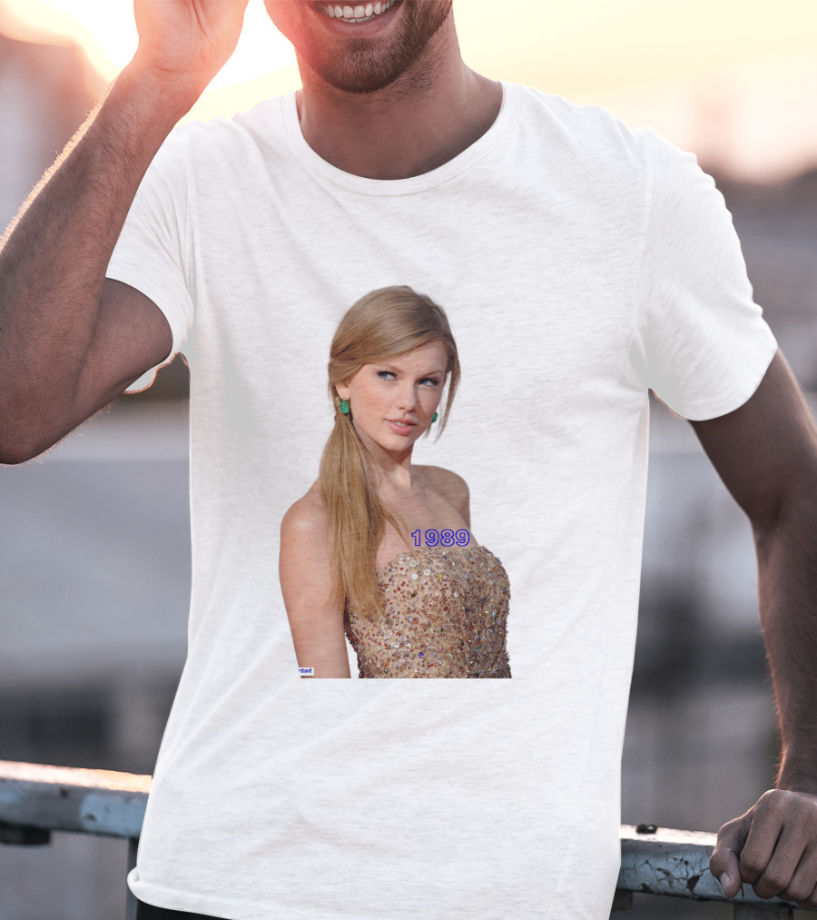Taylor Swift 1989 Special Pictures Singersceleb T-Shirt