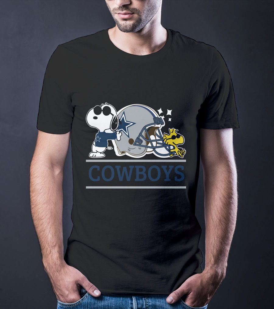 Snoopy Joe Cool Woodstock Dallas Cowboys Helmet Mashup T-Shirt