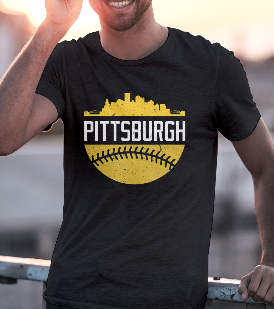 Pittsburgh Vintage Baseball City Skyline T-Shirt