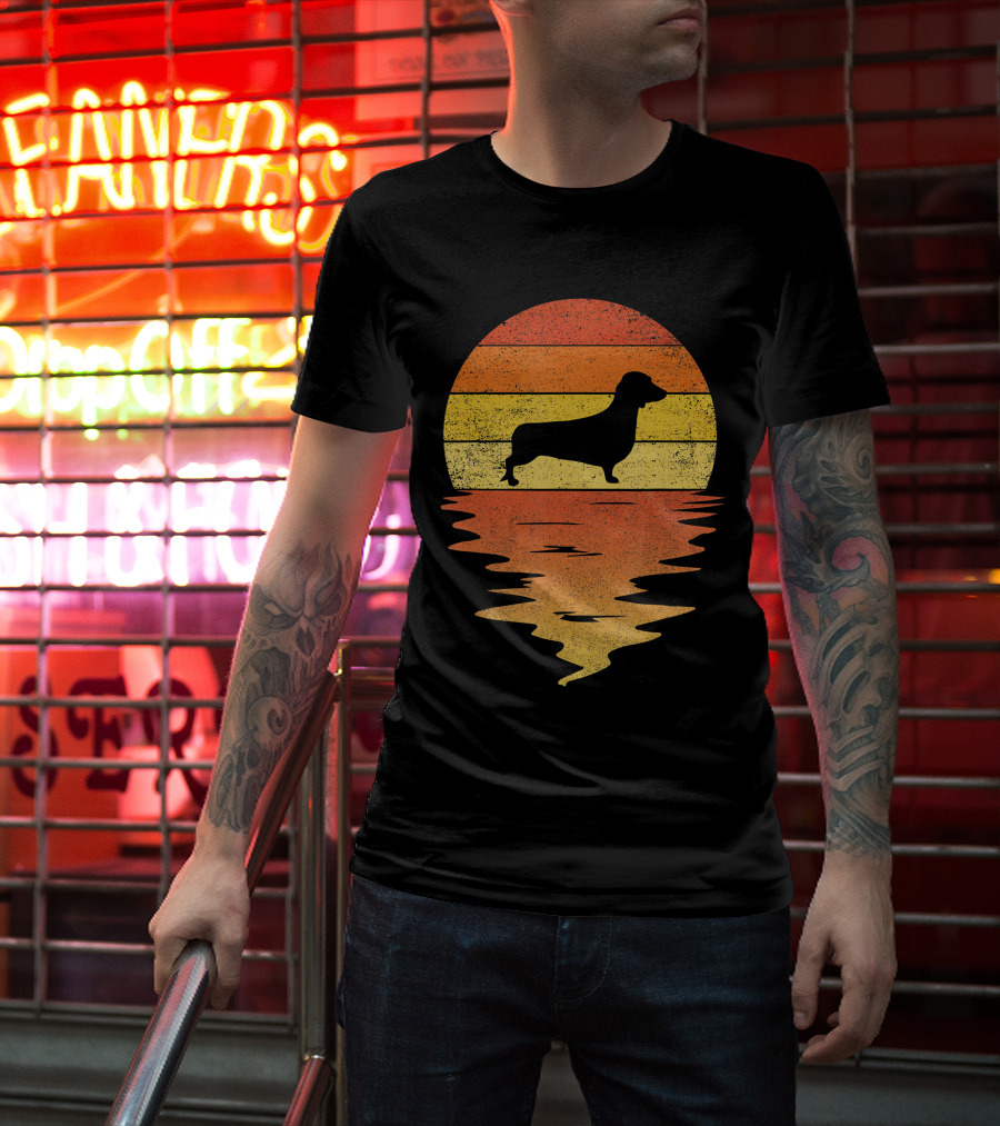 Dachshund Retro 70s Vintage Sunset T-Shirt