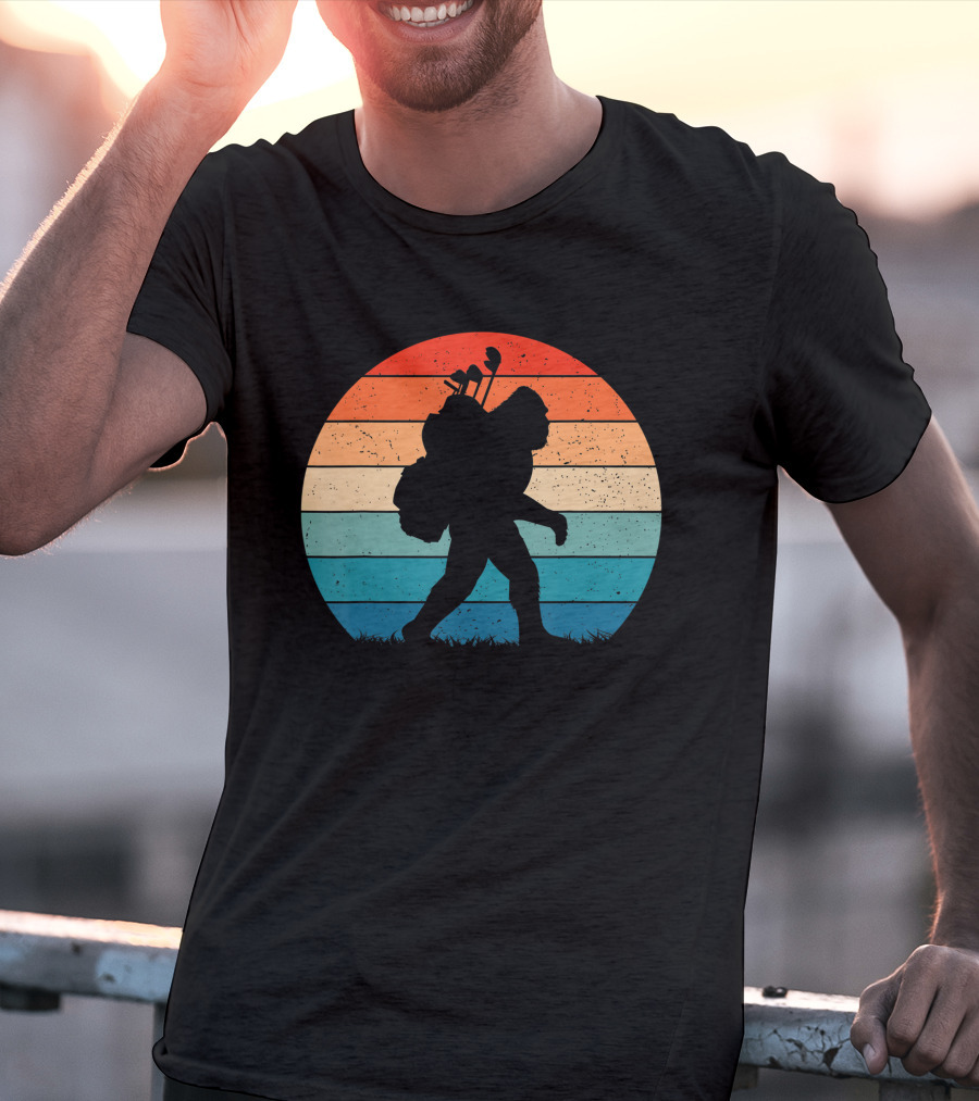Bigfoot Sasquatch Playing Golf Retro Vintage T-Shirt