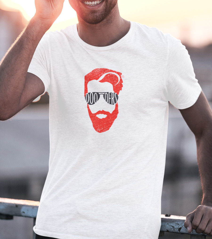 Brandon Farris DooDoers Beard Sunglasses T-Shirt
