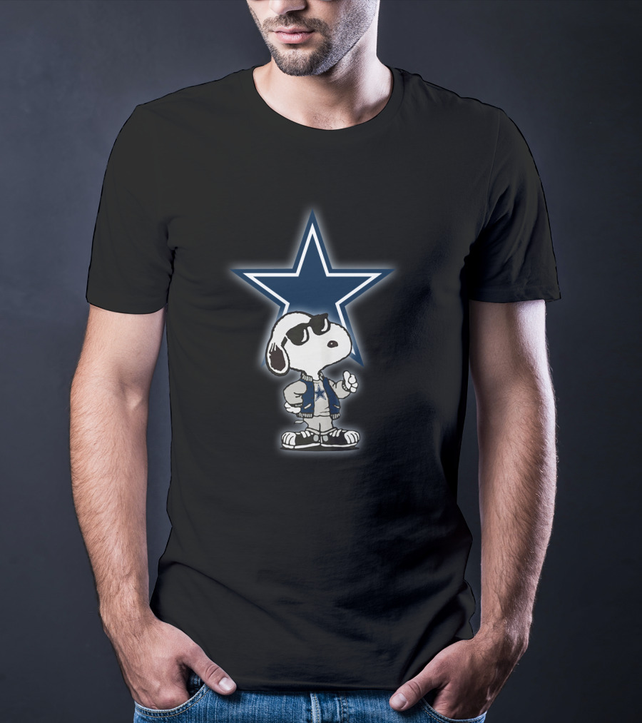 Dallas Cowboys Snoopy Star Logo Iconic Football Team T-Shirt