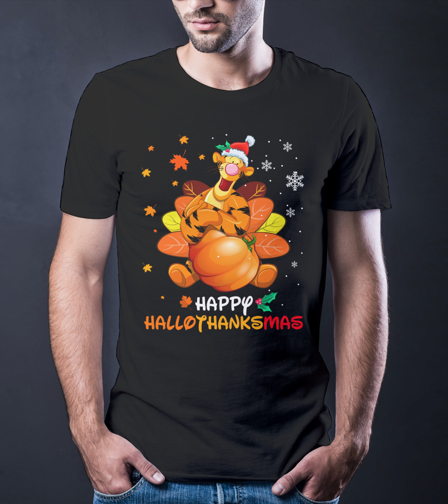 Happy Hallothanksmas Tiger With Pumpkin And Santa Hat T-Shirt