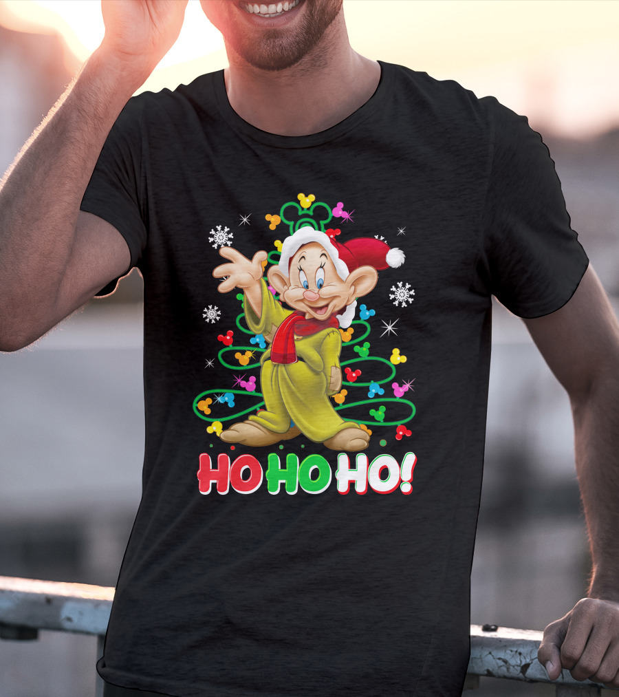 Dopey Ho Ho Ho Christmas Snowflakes Green Yellow Red Santa Hat Disney T-Shirt