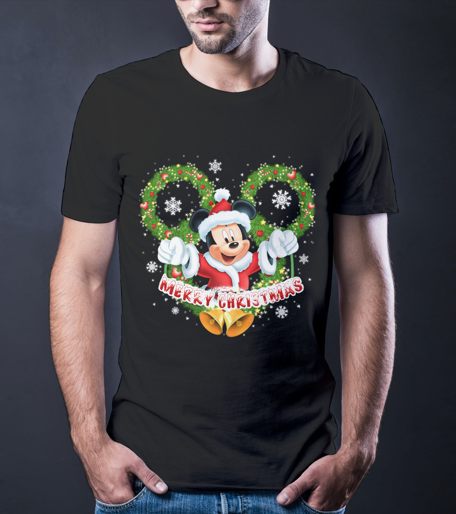 Mickey Mouse Merry Christmas Wreaths And Snowflakes T-Shirt