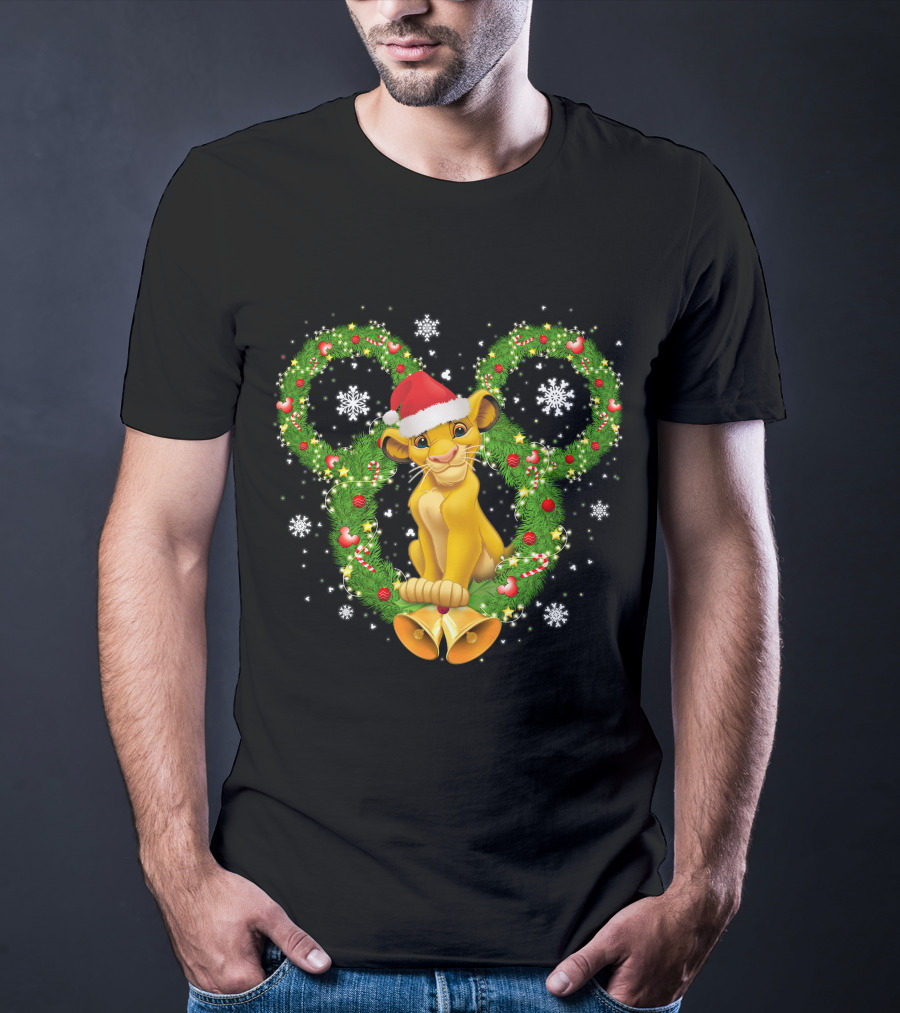 Simba Christmas Wreath With Santa Hat And Snowflakes T-Shirt