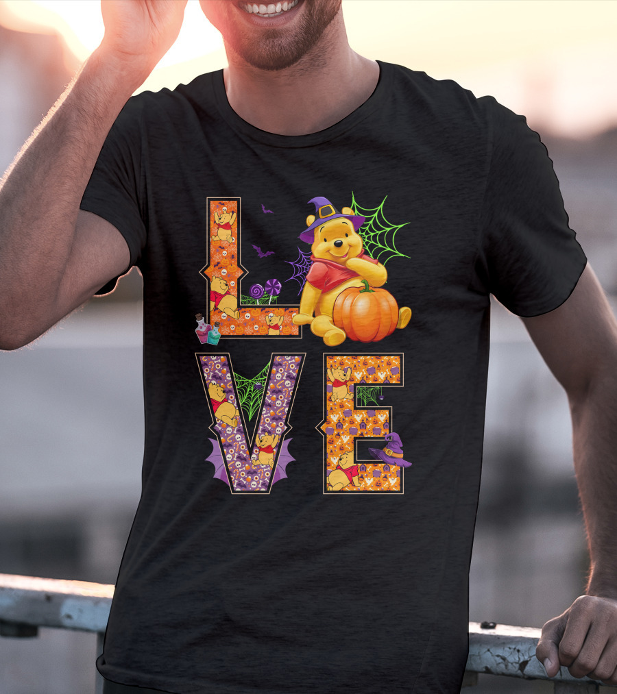 Love Pooh Halloween Pumpkin Spiderwebs And Witch Hat T-Shirt