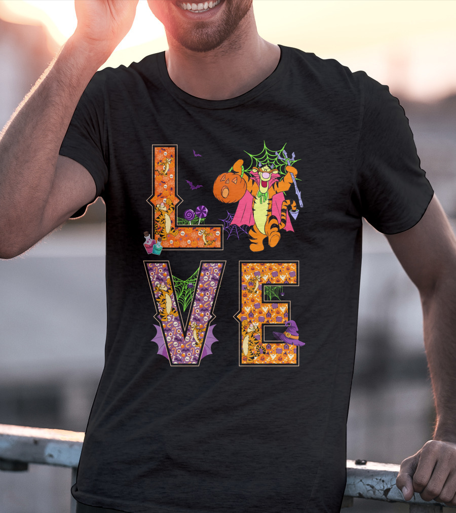Tigger Halloween Love Pumpkin Costume Spiderwebs T-Shirt