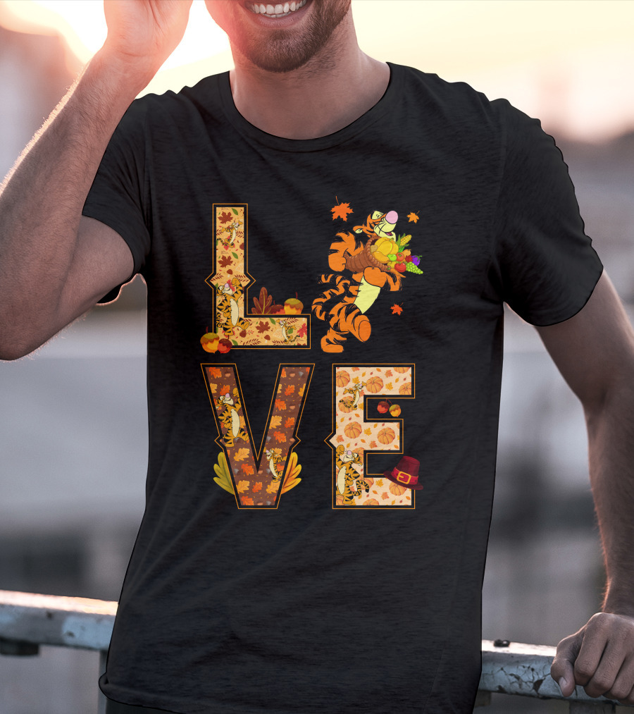 Love Tigger Thanksgiving Autumn Leaves T-Shirt