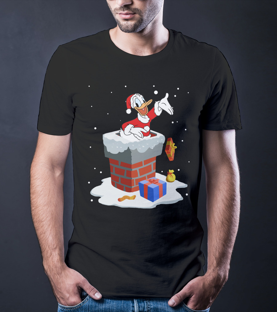 Santa Donald Chimney Christmas Presents T-Shirt