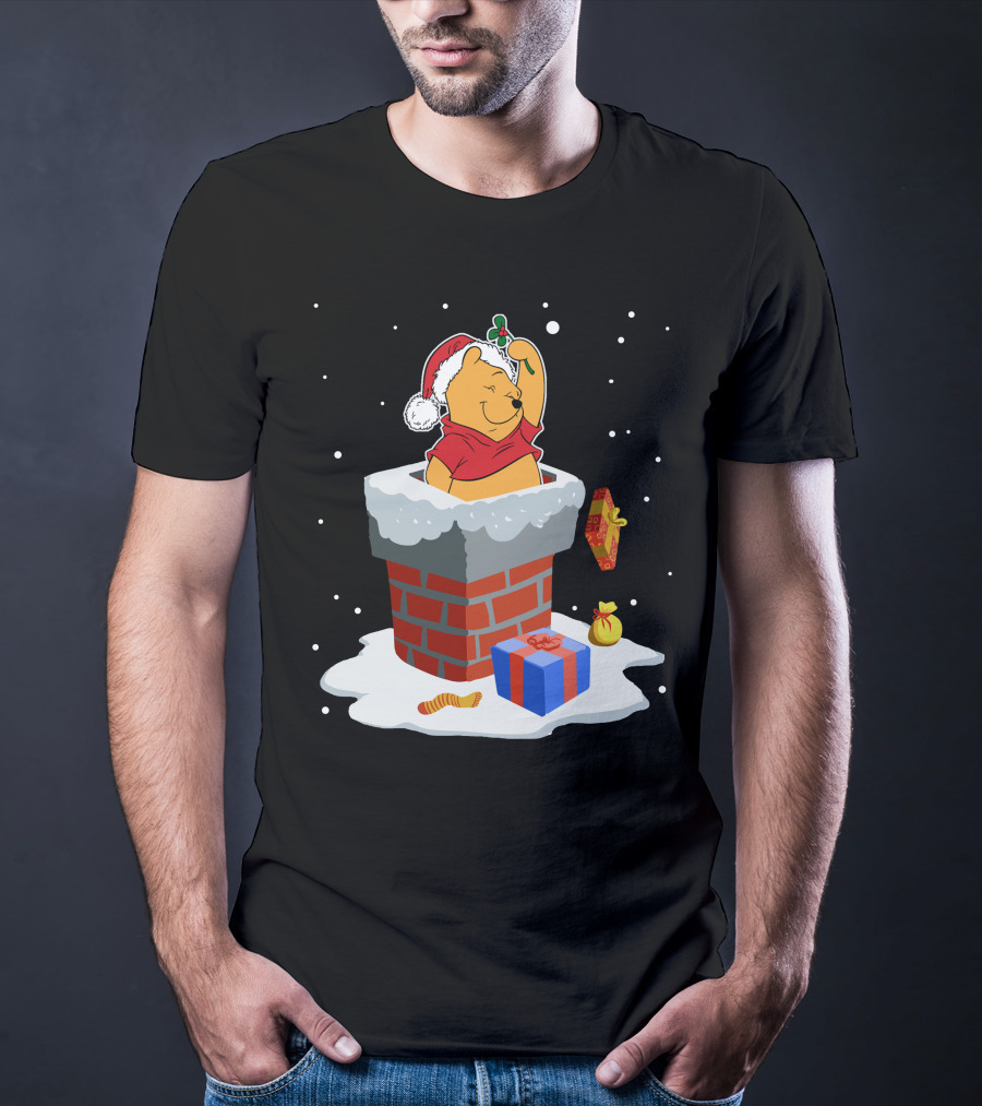 Winnie The Pooh Christmas Santa Chimney Holiday Mistletoe Snow Gifts T-Shirt
