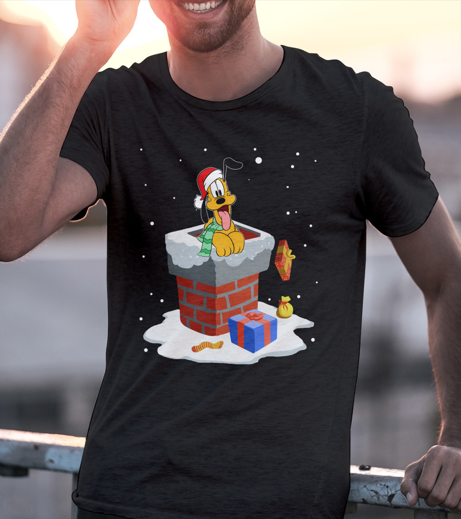 Pluto Santa Hat Chimney Christmas Gifts Snowflakes T-Shirt