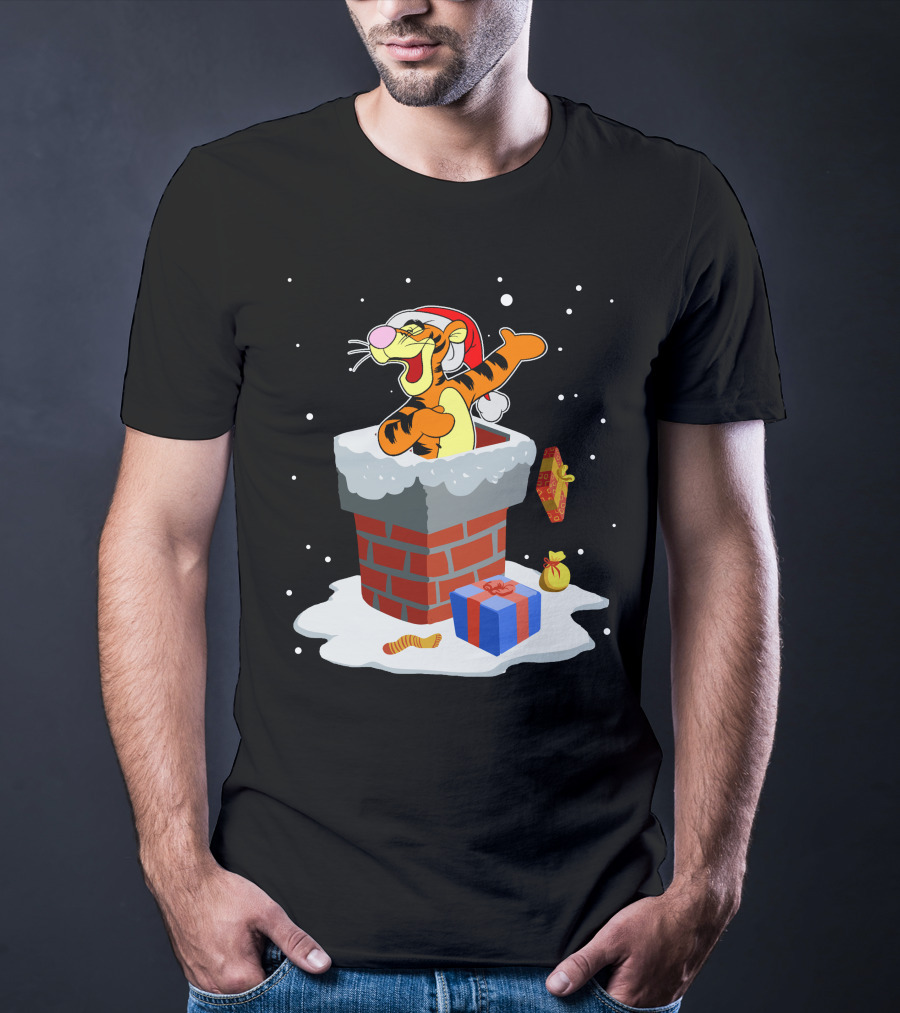 Tigger Santa Christmas Chimney Holiday Scene T-Shirt