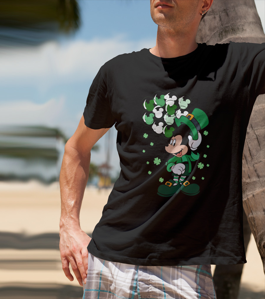 Mickey Mouse St Patrick's Day Celebration With Leprechaun Outfit And Shamrock Balloons T-Shirt