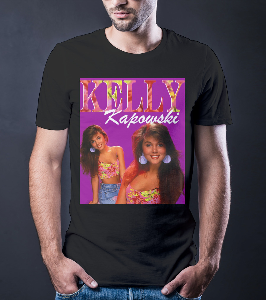 Kelly Kapowski Saved By The Bell 90s Iconic Style Retro Vibes T-Shirt