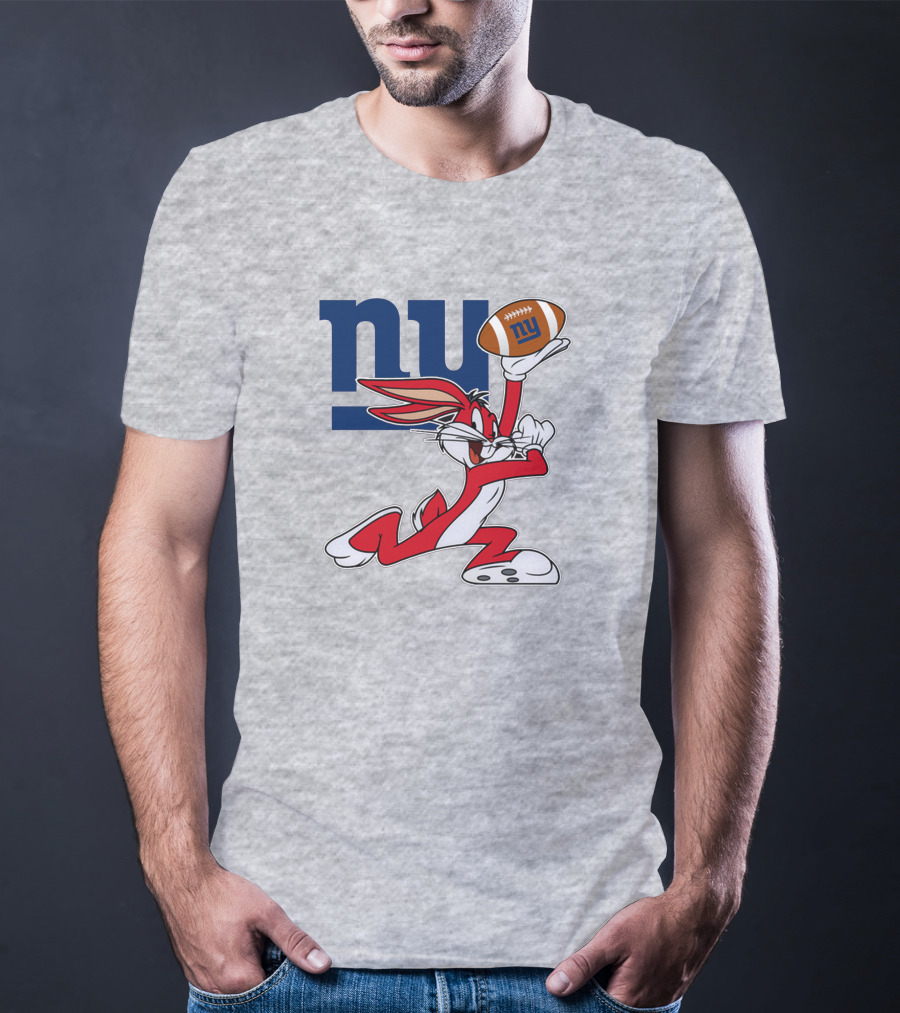 New York Giants Bugs Bunny Football T-Shirt