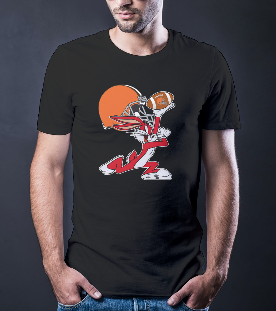 Cleveland Browns Bugs Bunny Football Chiefs T-Shirt
