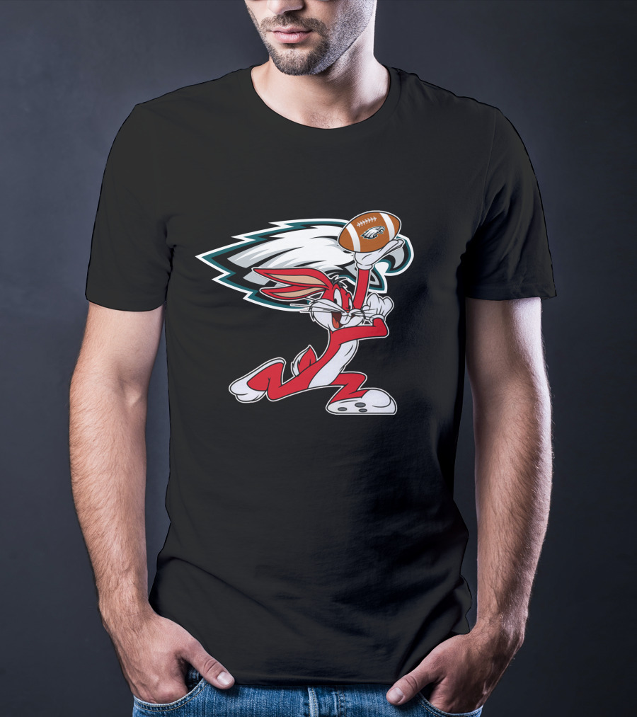 Philadelphia Eagles Looney Tunes Bunny Holding Football T-Shirt
