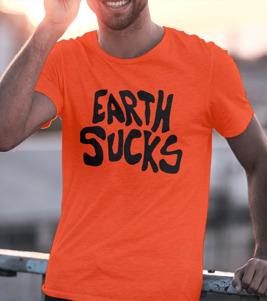 Kea Earth Sucks Earth Sucks Black Text T-Shirt