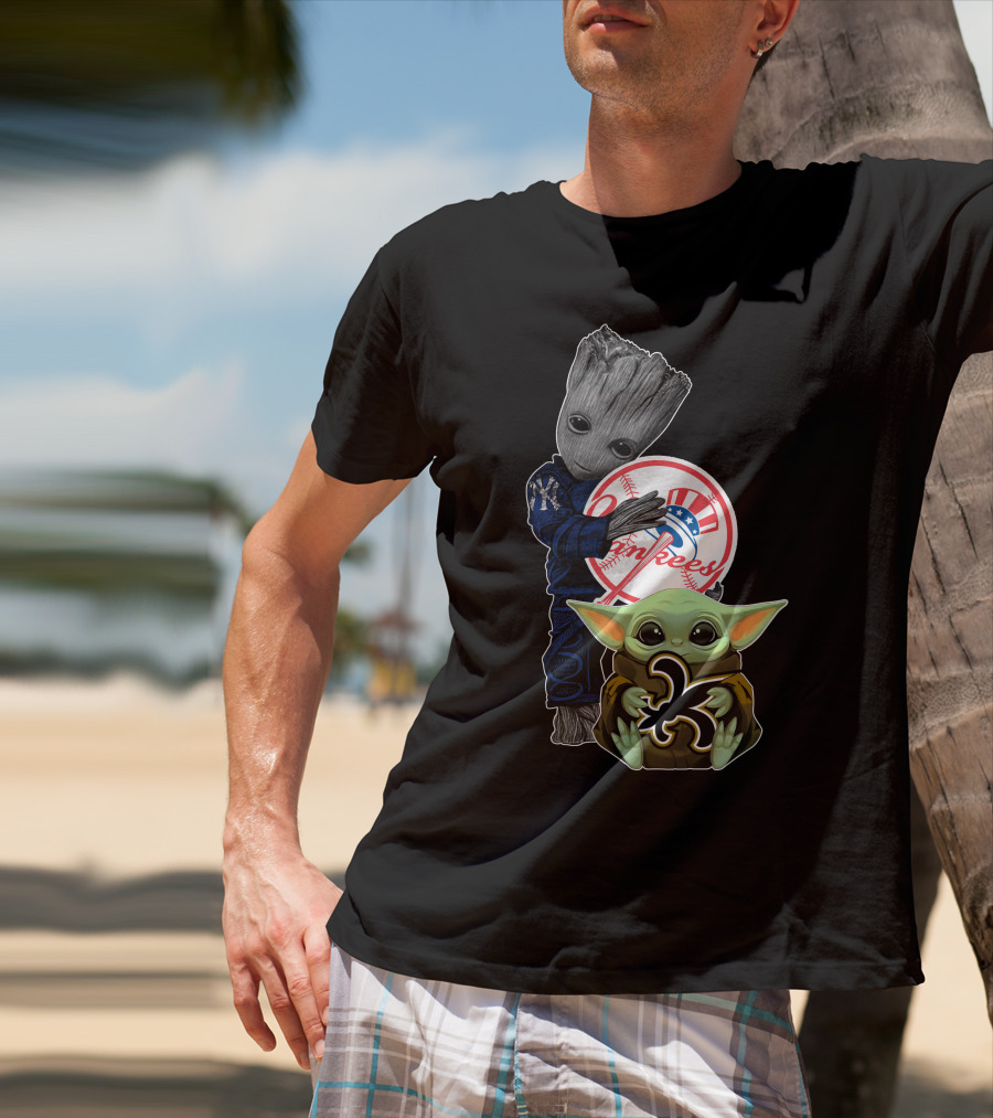 Yankees Groot Holding Baseball Saints Baby Yoda T-Shirt