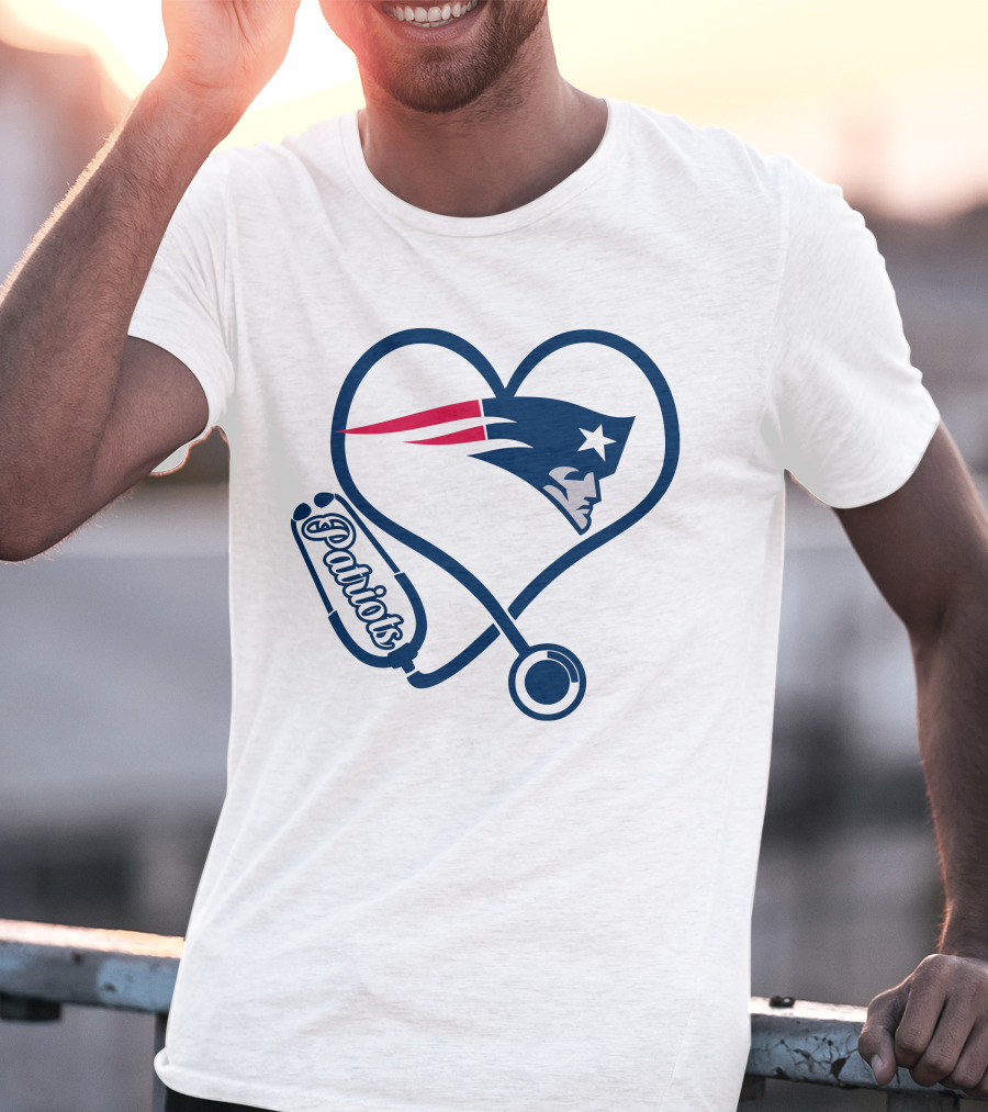 Nurse Heart Stethoscope New England Patriots T-Shirt
