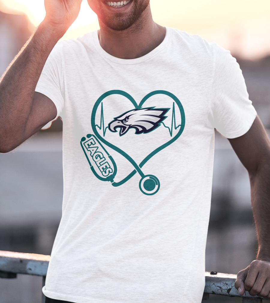 Philadelphia Eagles Stethoscope Heart Nurse Love T-Shirt