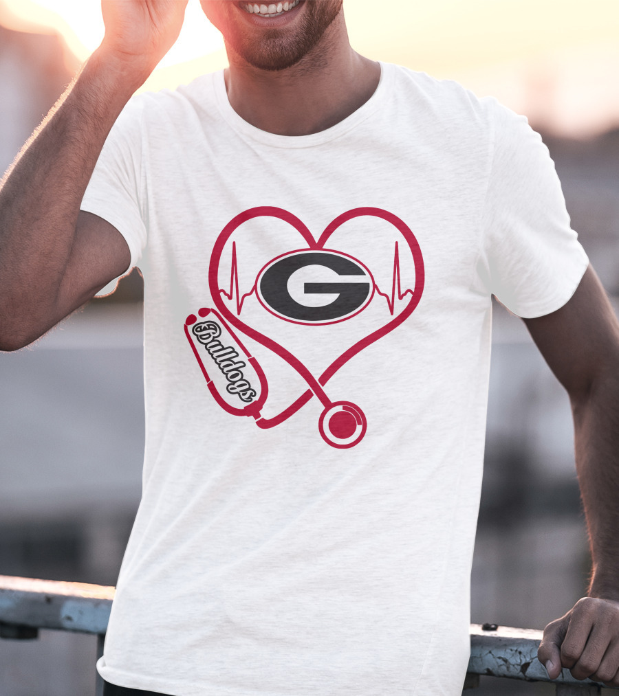 Nurse Heartbeat Love Georgia Bulldogs Stethoscope T-Shirt