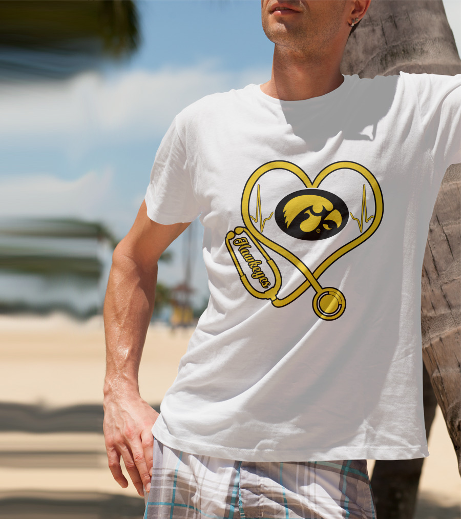 Nurse Heartbeat Love Iowa Hawkeyes Stethoscope T-Shirt