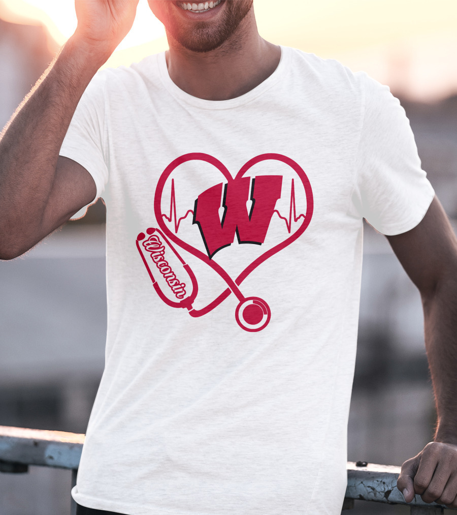 Nurse Love Wisconsin Badgers Heartbeat Stethoscope T-Shirt